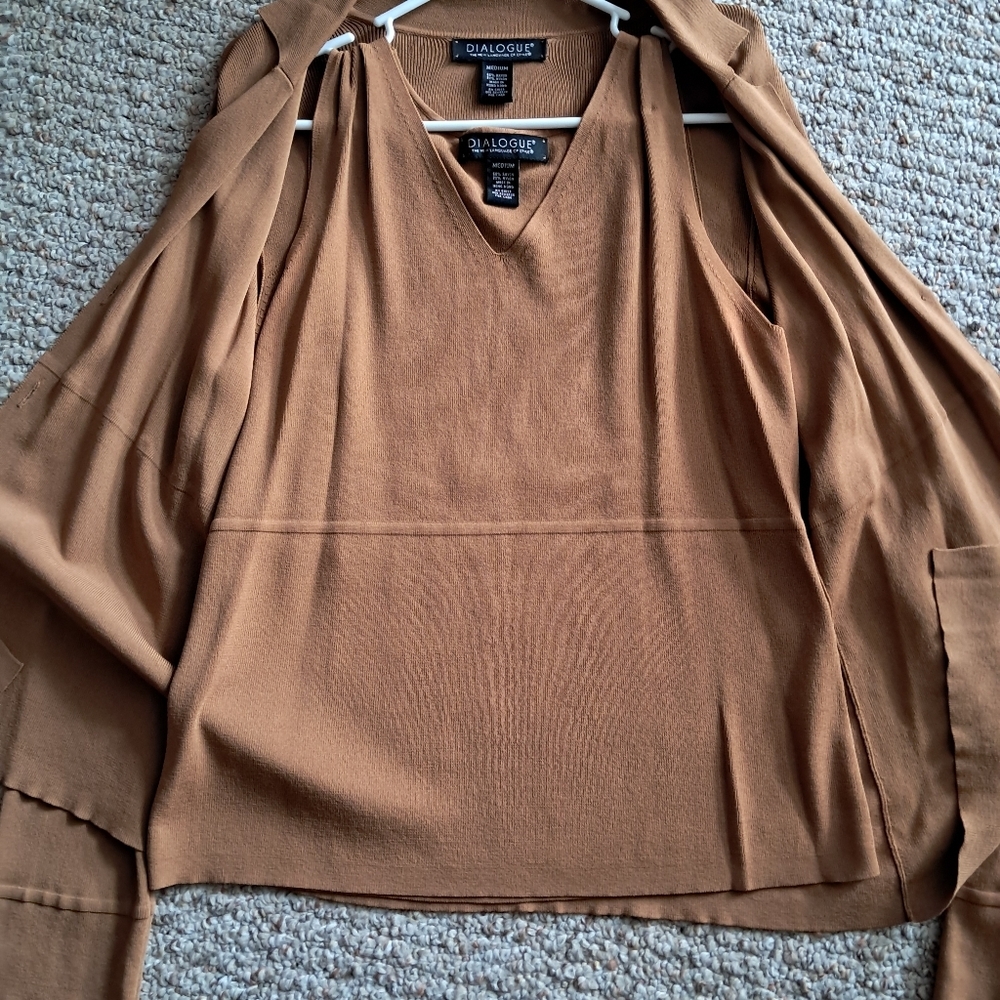 Two Peice Set - image 8